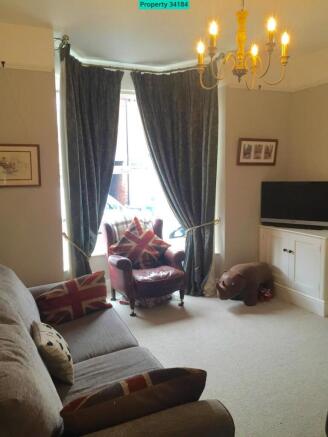 3 bed Terraced to rent Image 6