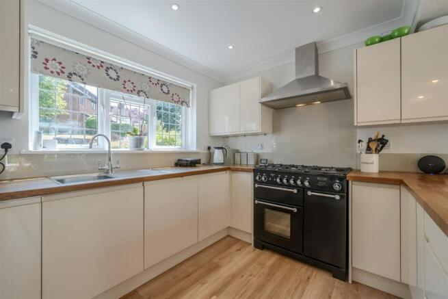 Kitchen/Breakfast ar