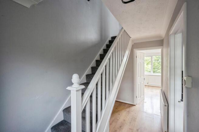 2 bed Semi-Detached for sale Image 8