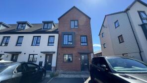 24, Ffordd Pentre, Barry CF62 5DN