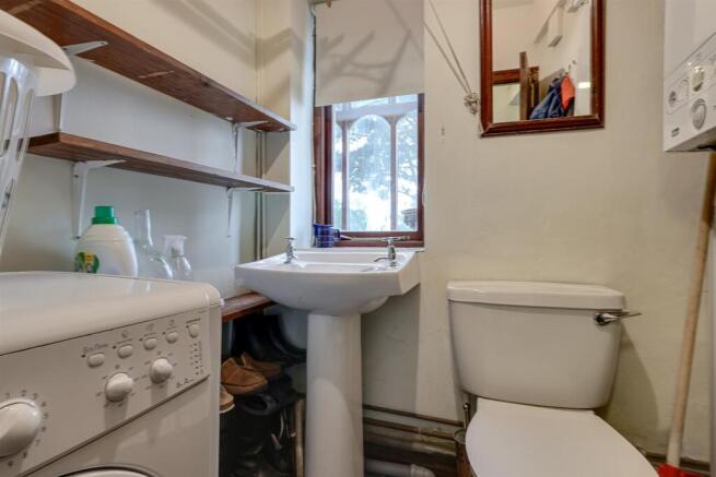 3 bed House for sale Image 10