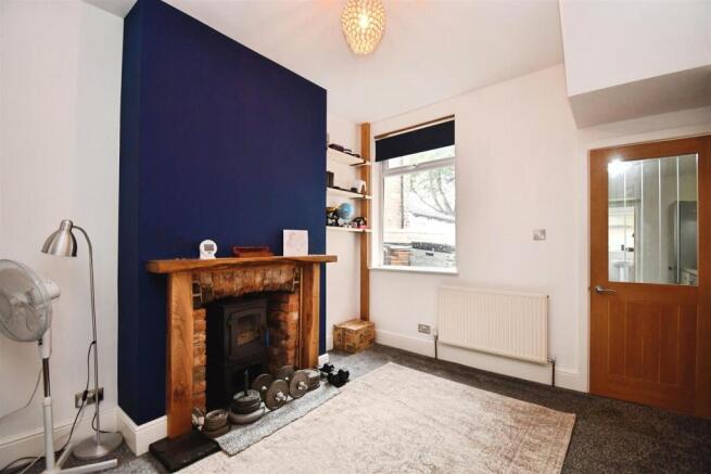 3 bed Terraced for sale Image 6