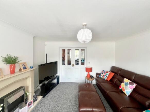 3 bed Terraced for sale Image 7