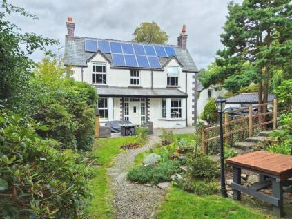 Llandderfel, Bala