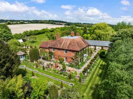 20 Manor Farm House, Church Lane, Holybourne, Alton GU34 4HD