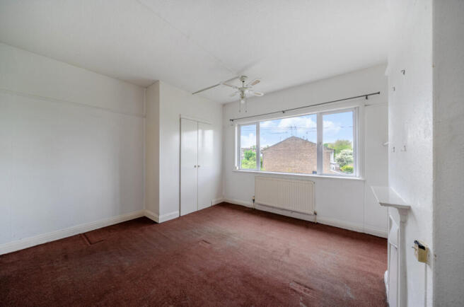 3 bed Terraced for sale Image 12