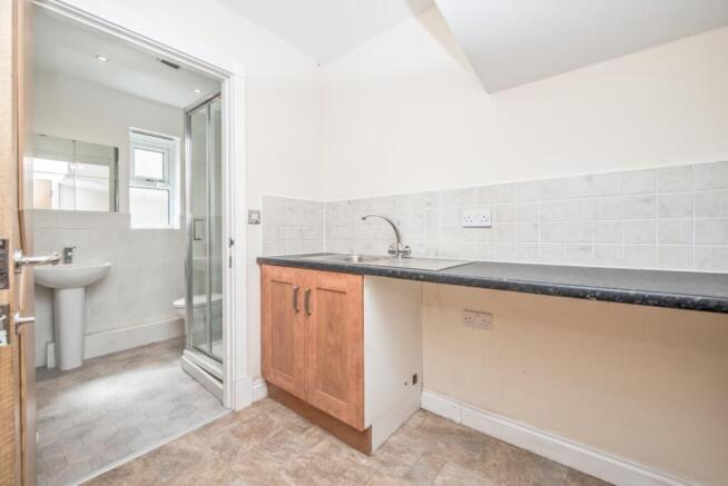 4 bed Terraced for sale Image 7