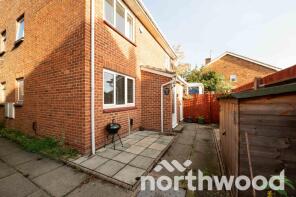 15, Ruxley Mews, Epsom KT19 9NB