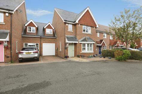 St. Augustine Road, Crawley, RH11