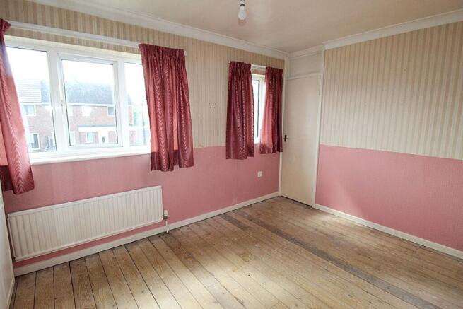 3 bed Semi-Detached for sale Image 12