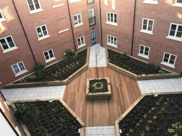 austin court external 2.jpg