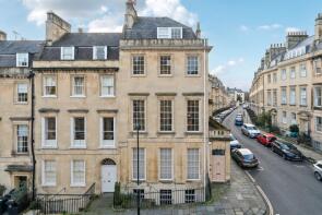 Flat 3, 35, Rivers Street, City Centre, Bath BA1 2QB