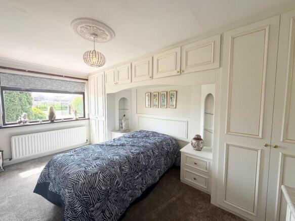 2 bed Detached Bungalow for sale Image 10