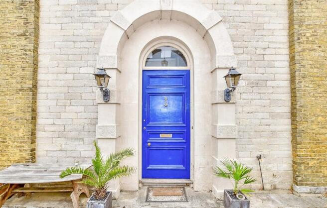 *External Lifestyle Photograph*