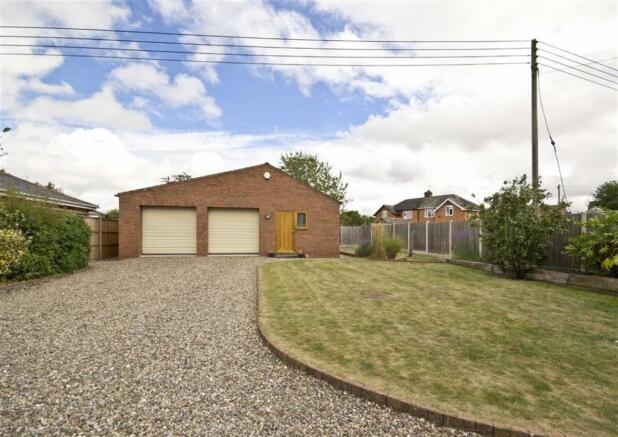 DOUBLE GARAGE