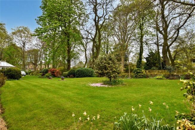 2 bed Apartment for sale Image 9