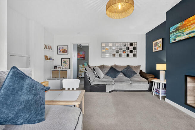 71 Alexander Avenue, Largs, KA30 9EX photo 4