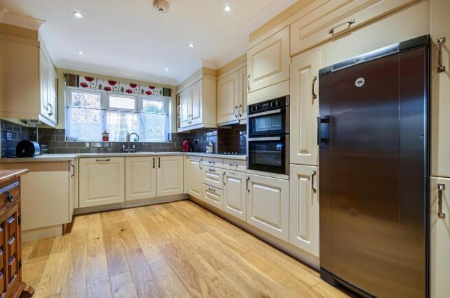 Oakley, Buckinghamshire photo 4