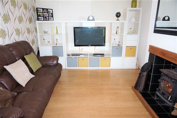 LOUNGE :