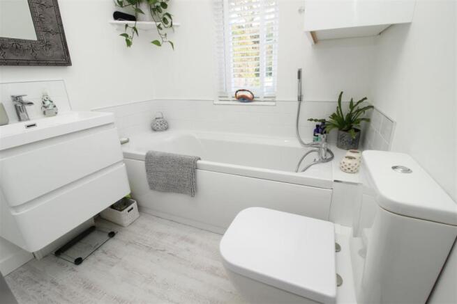 bathroom.JPG