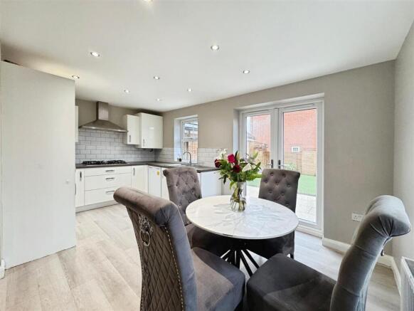 14f8c8b7-0-4233-B904-00A4991E2A46-2003-0000011CE80