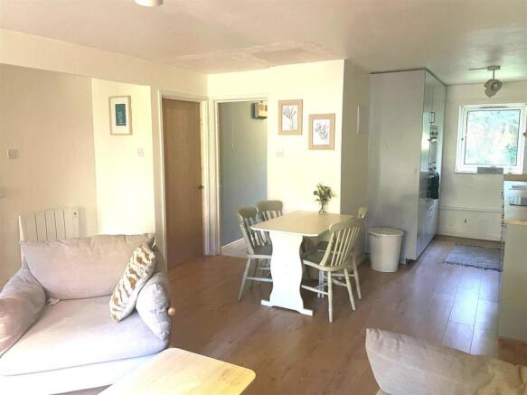 living room diner 1.jpg