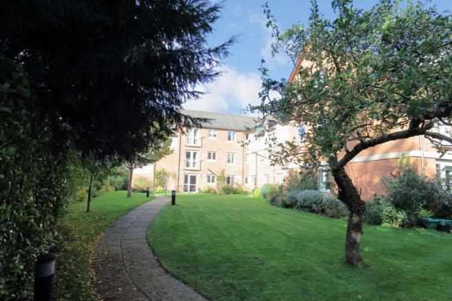 COMMUNAL GARDENS