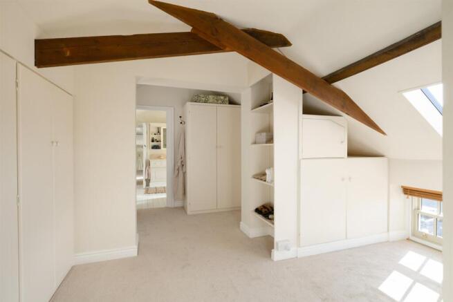 Principal Bedroom Suite & Dressing Room