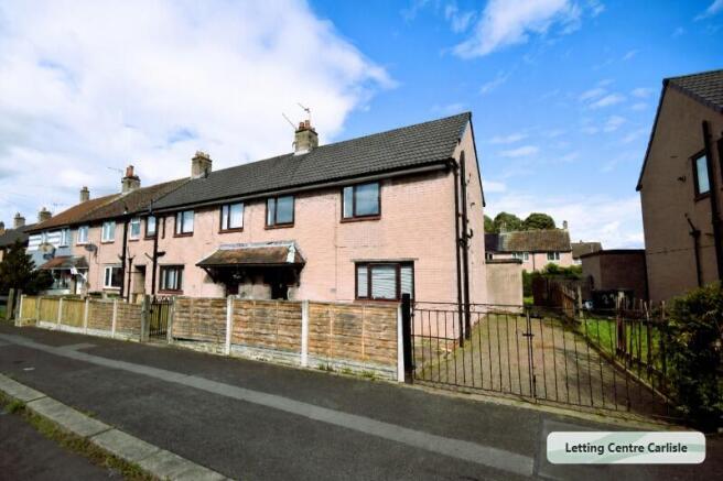 2 bed semi-detached house to rent Warnell Drive,