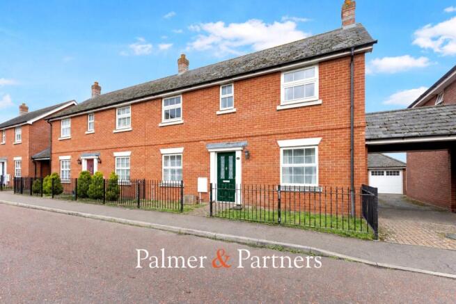 3-bed semi-detached on Steed Crescent, New Town, Colchester, Essex, CO2, £290,000