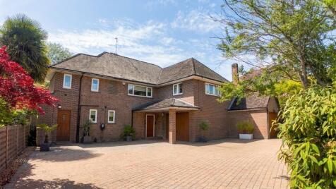 Middleton Road, Shenfield, CM15