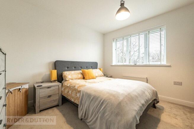 4 bed Detached for sale Image 7