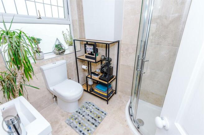 Shower Room.jpg