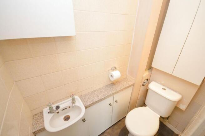 3 bed Terraced for sale Image 7
