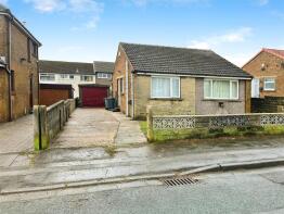 54, Roman Avenue, Mount, Huddersfield HD3 3XP