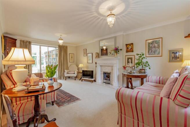 House in Chesterfield, Derbyshire - View 2