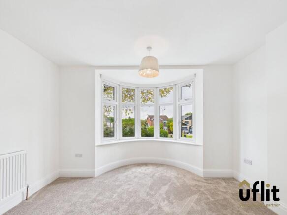 4 bed Detached Bungalow for sale Image 5