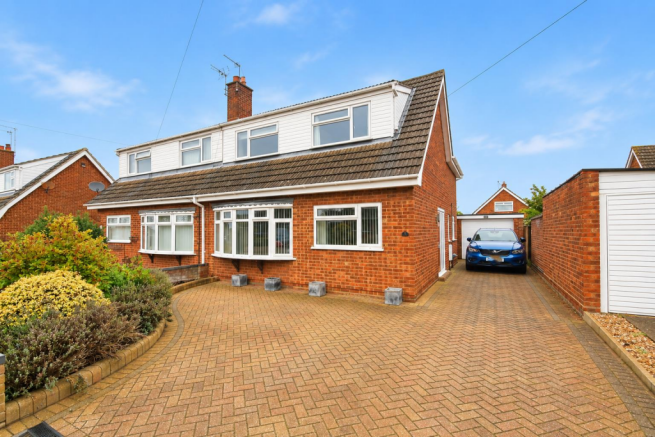 3-bed semi-detached on Gage Road, Sprowston, £325,000