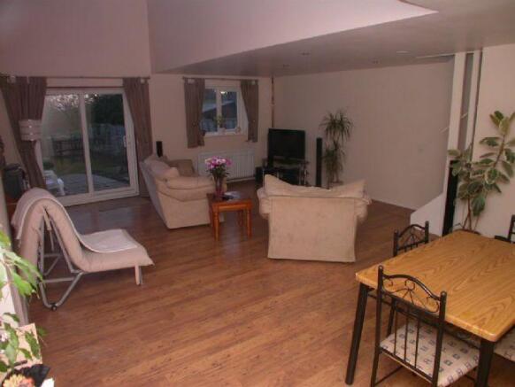 Livng Room