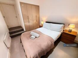 Apartment 5, 43 The Axis, Wollaton Street, Nottingham NG1 5FW