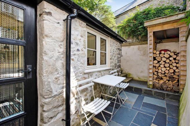Vicarage cottage027.jpg