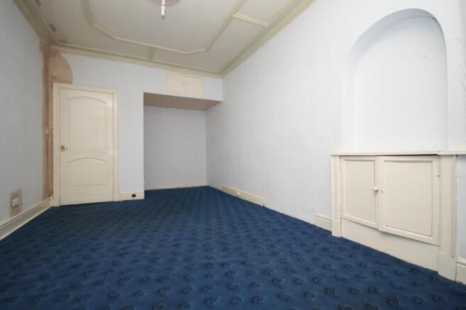 Lounge (reverse)