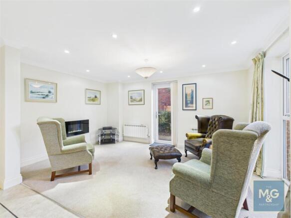 Kitchen/Living Area