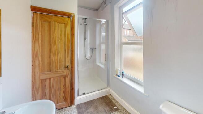 Lrg_57-Burford-Bathroom