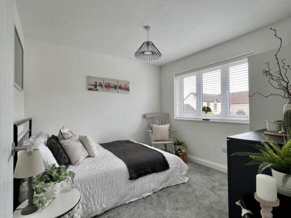 BEDROOM 2