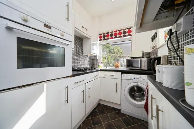 3 bed Semi-Detached for sale Image 4