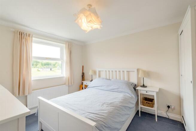 8555412-interior20.jpg