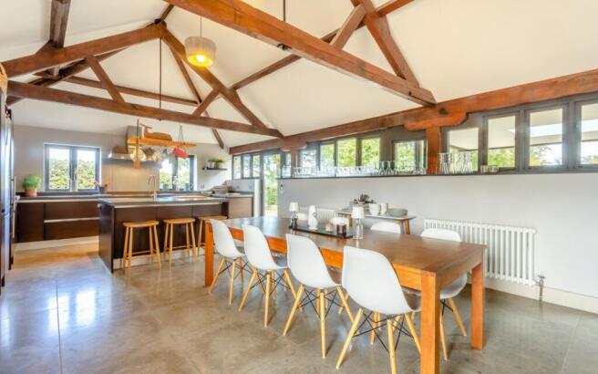 Kitchen/Dining
