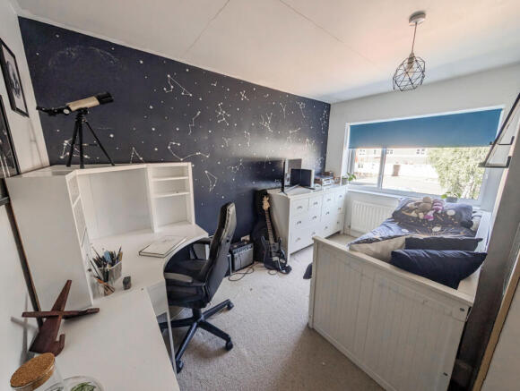 3 bed Semi-Detached for sale Image 10