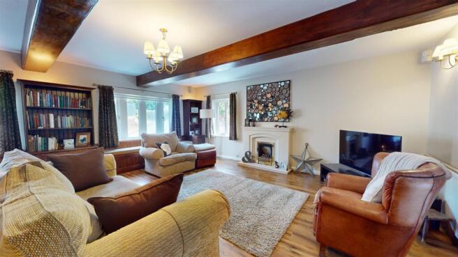 5 bed Cottage for sale Image 6